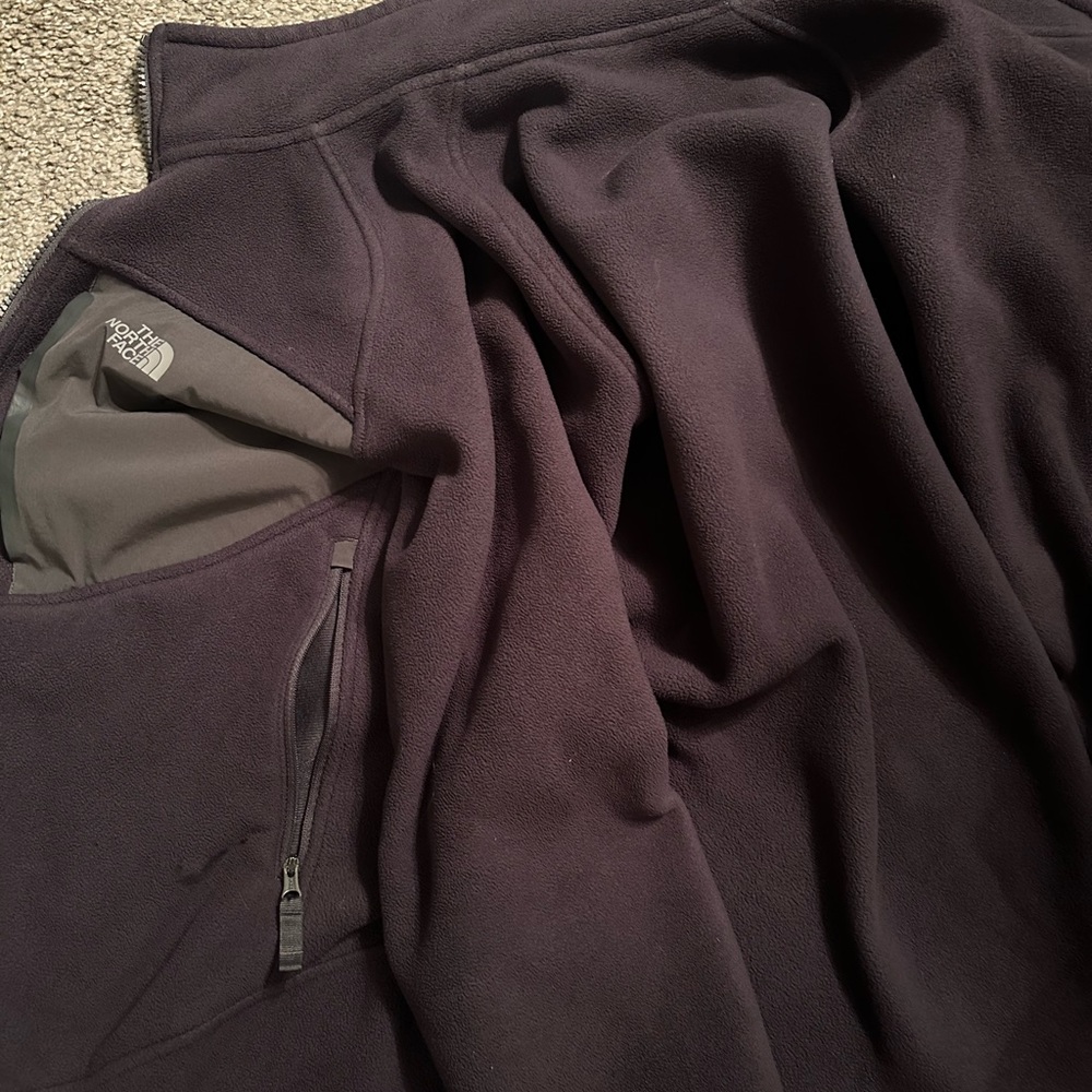 North face XL boys jacket - Picture 6 of 6